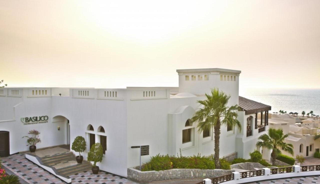 Peaceful Private Villa At Five Star Beach Resort ラアス・アル・ハイマ エクステリア 写真