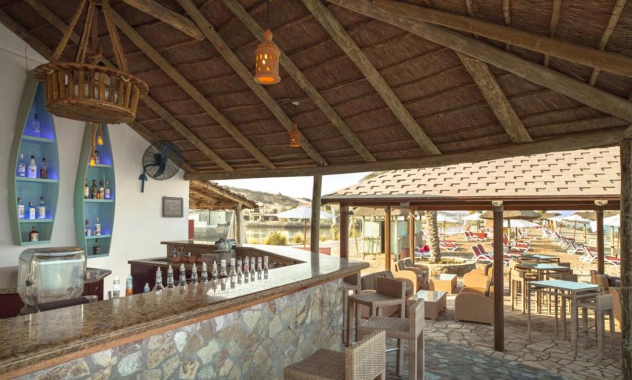 Peaceful Private Villa At Five Star Beach Resort ラアス・アル・ハイマ エクステリア 写真