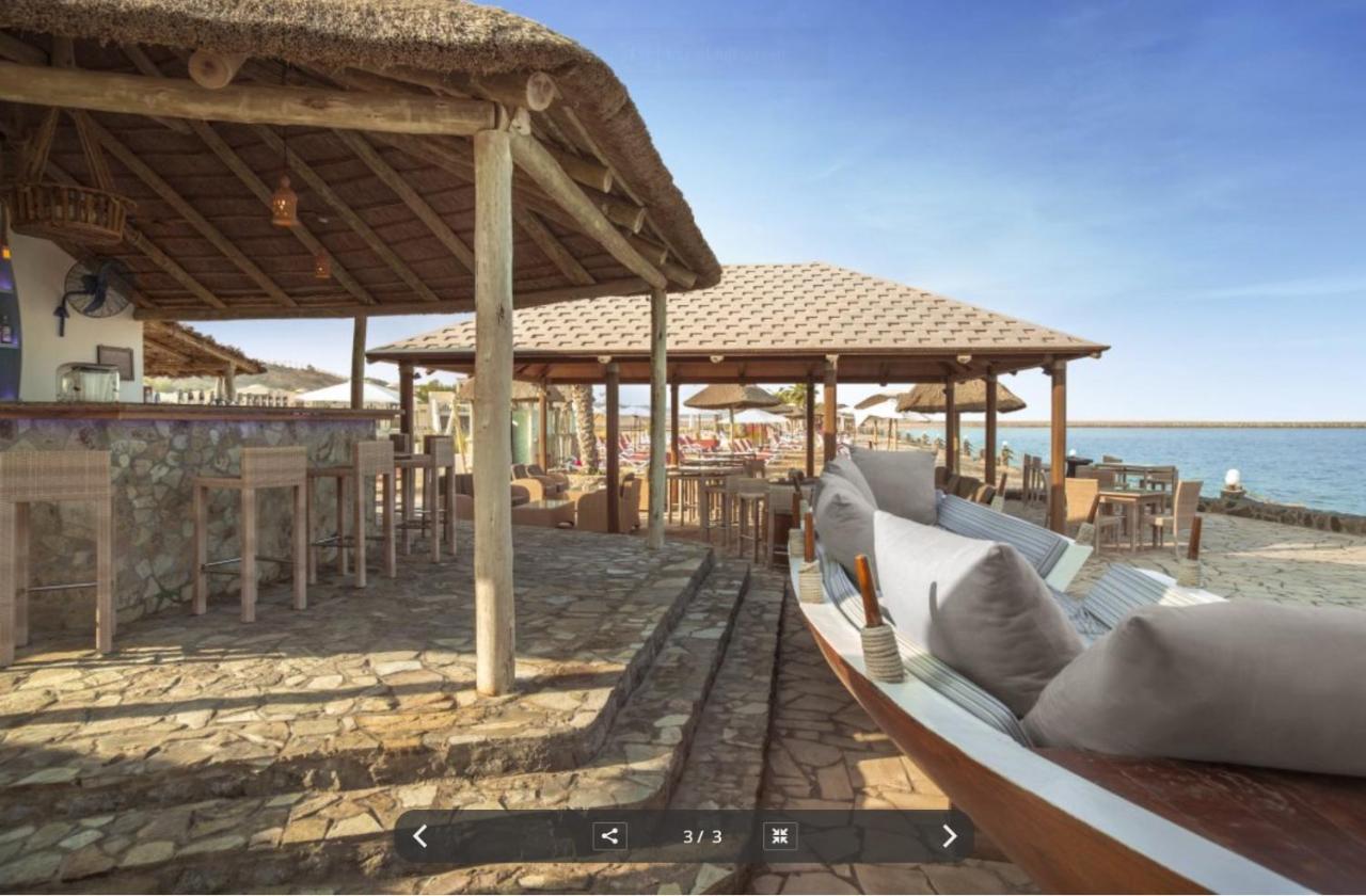 Peaceful Private Villa At Five Star Beach Resort ラアス・アル・ハイマ エクステリア 写真